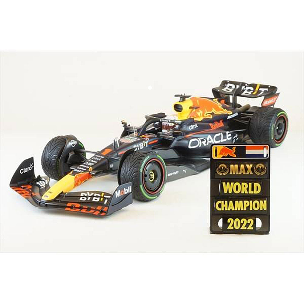 1:18th Red Bull Racing RB18 Max Verstappen World Champ Japan