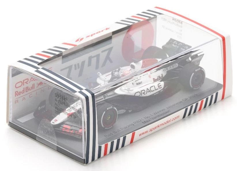 1:43rd Red Bull Racing RB21 Max Verstappen Japan GP 2025 w/Pit Board