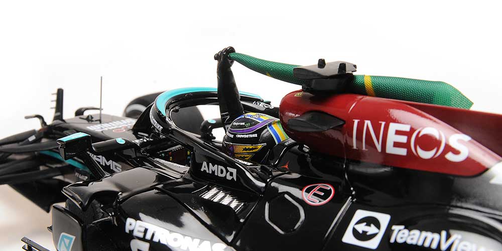 Mercedes AMG W12 Lewis Hamilton Brazilian Grand Prix Winner 2021 w/Flag